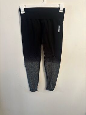 Gymshark women’s xl  Charcoal and Black Leggings NWT